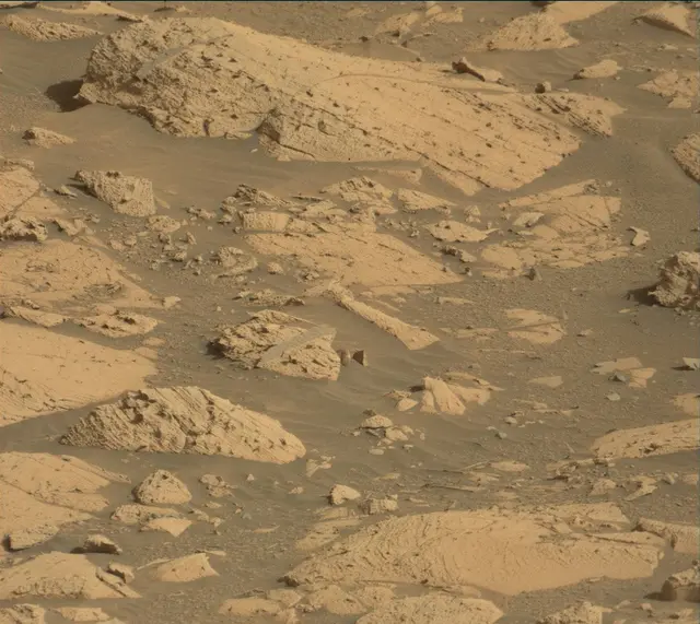 Sol 4076: Mast Camera (Mastcam)
