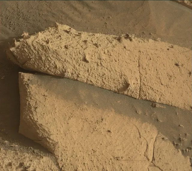 Sol 4076: Mast Camera (Mastcam)