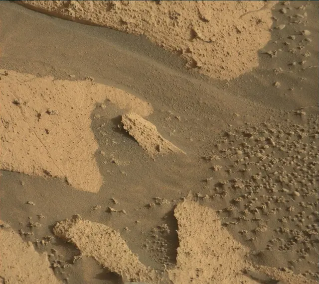 Sol 4076: Mast Camera (Mastcam)