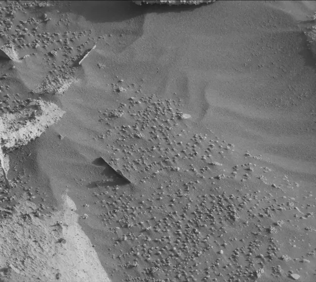 Sol 4076: Mast Camera (Mastcam)