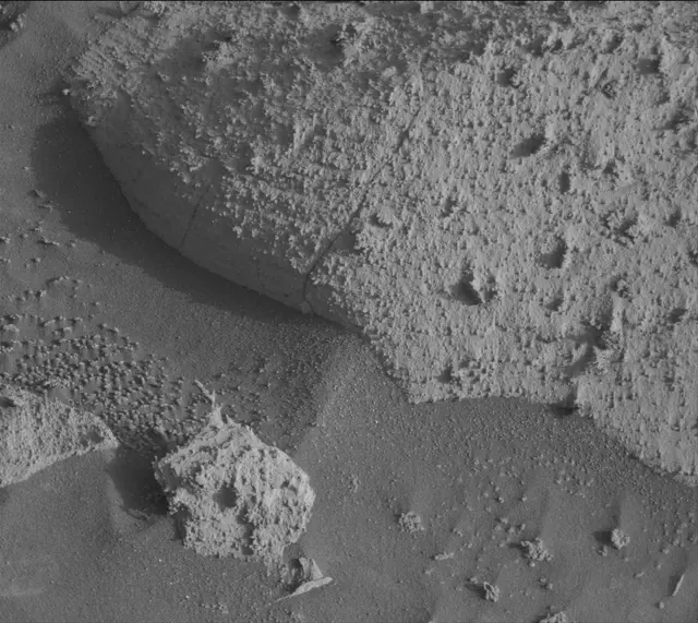 Sol 4076: Mast Camera (Mastcam)