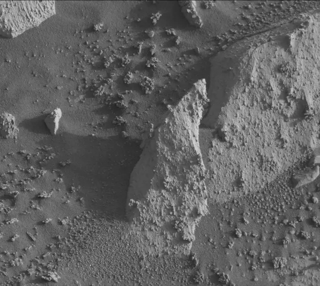 Sol 4076: Mast Camera (Mastcam)