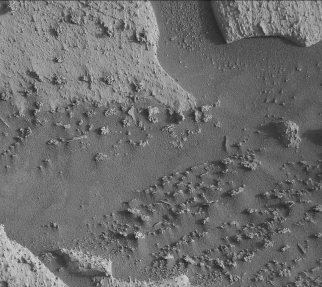 Sol 4076: Mast Camera (Mastcam)