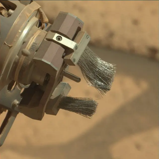 Sol 4078: Mast Camera (Mastcam)