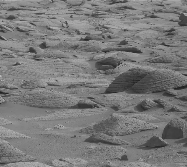 Sol 4078: Mast Camera (Mastcam)