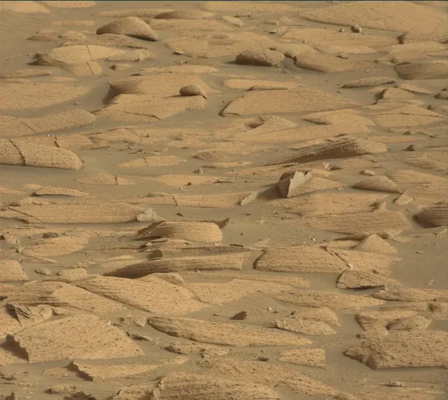 Sol 4078: Mast Camera (Mastcam)