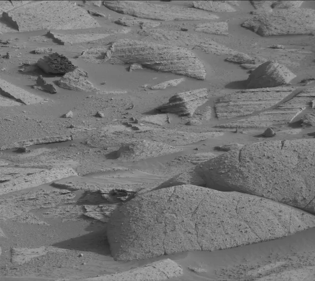 Sol 4078: Mast Camera (Mastcam)