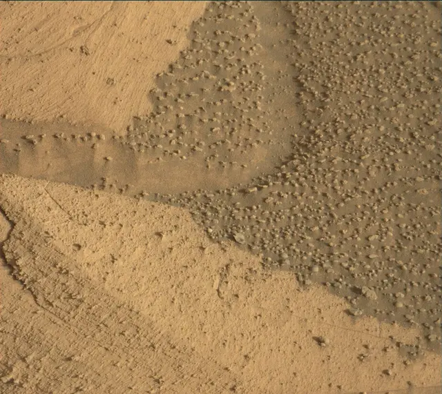 Sol 4078: Mast Camera (Mastcam)