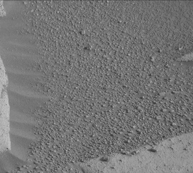 Sol 4078: Mast Camera (Mastcam)