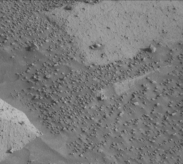 Sol 4078: Mast Camera (Mastcam)