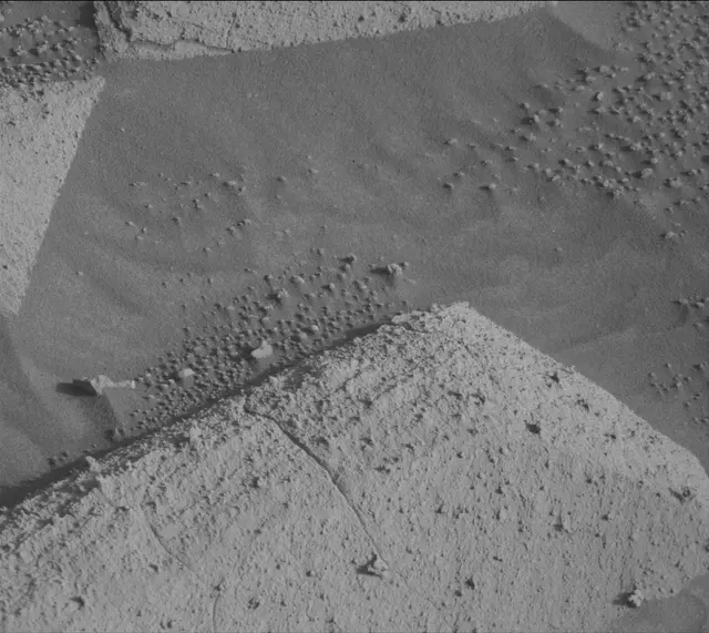 Sol 4078: Mast Camera (Mastcam)
