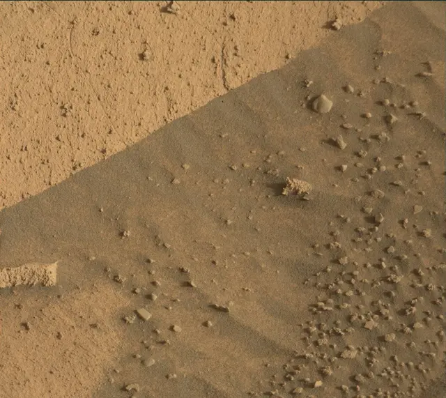 Sol 4078: Mast Camera (Mastcam)