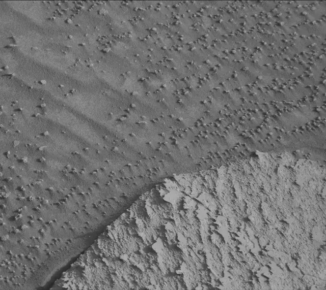 Sol 4078: Mast Camera (Mastcam)