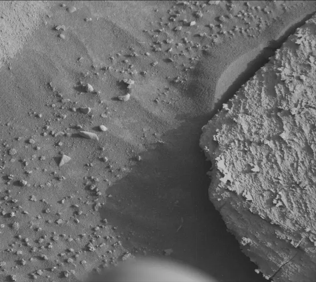 Sol 4078: Mast Camera (Mastcam)