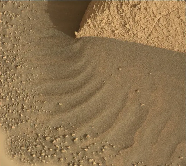 Sol 4078: Mast Camera (Mastcam)