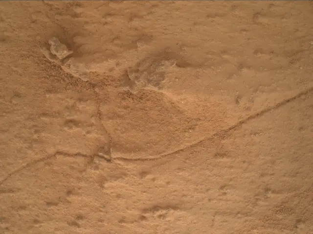 Sol 4078: Mars Hand Lens Imager (MAHLI)