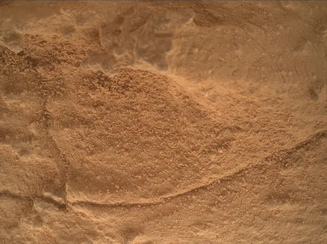 Sol 4078: Mars Hand Lens Imager (MAHLI)