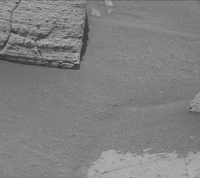 Sol 4079: Mast Camera (Mastcam)
