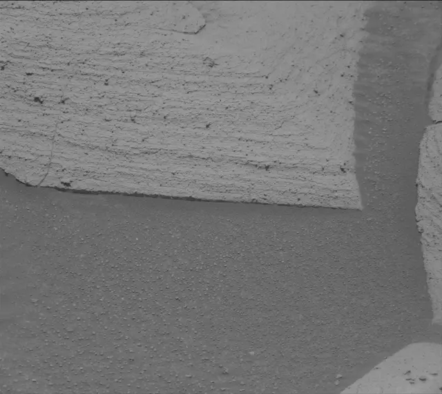 Sol 4079: Mast Camera (Mastcam)