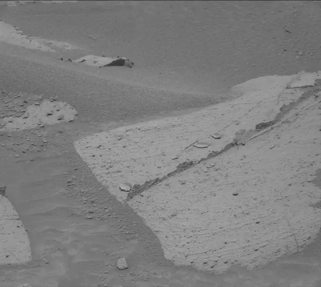 Sol 4079: Mast Camera (Mastcam)