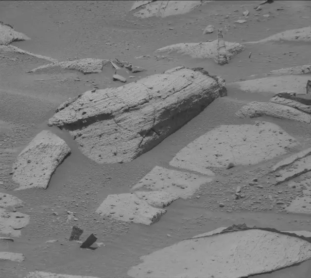 Sol 4079: Mast Camera (Mastcam)