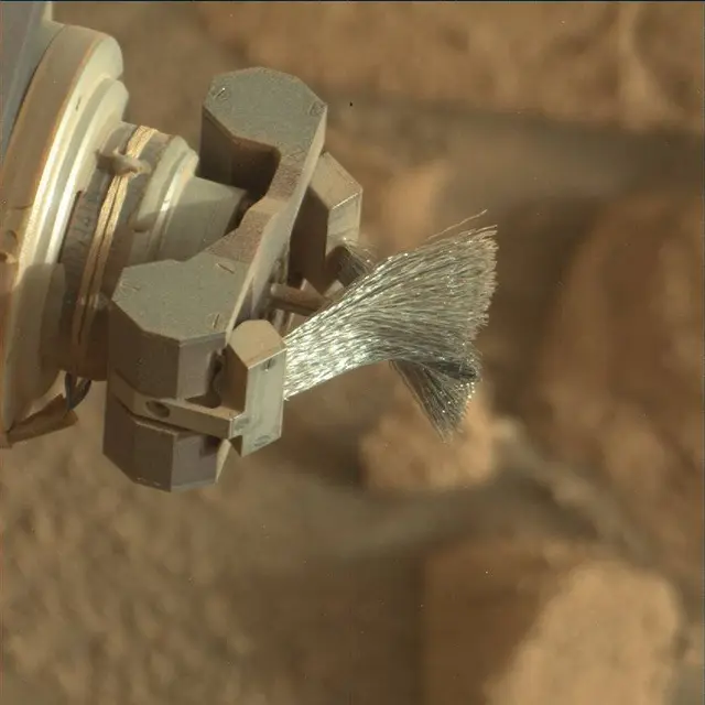 Sol 4079: Mast Camera (Mastcam)