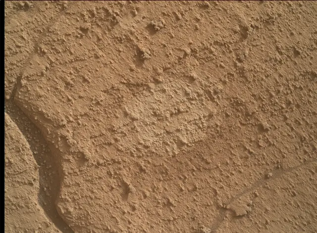 Sol 4079: Mars Hand Lens Imager (MAHLI)