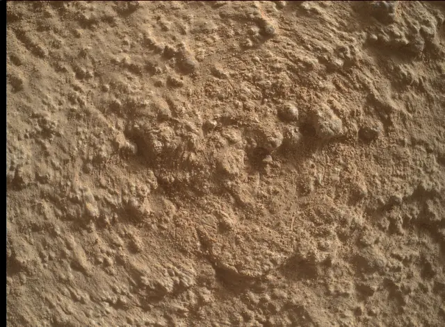 Sol 4079: Mars Hand Lens Imager (MAHLI)