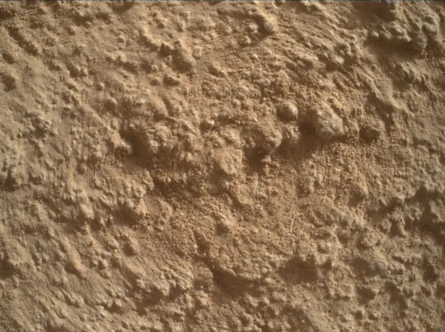 Sol 4079: Mars Hand Lens Imager (MAHLI)