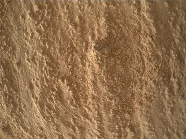 Sol 4079: Mars Hand Lens Imager (MAHLI)