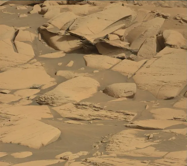 Sol 4080: Mast Camera (Mastcam)