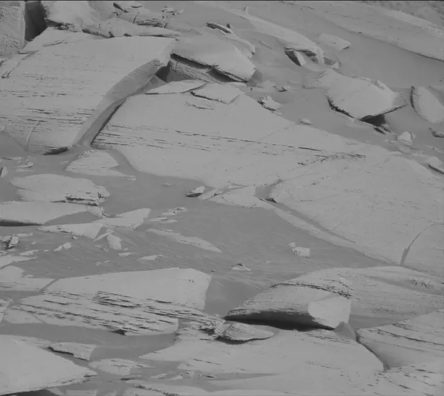Sol 4080: Mast Camera (Mastcam)