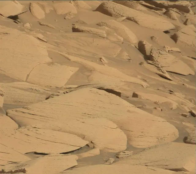 Sol 4080: Mast Camera (Mastcam)