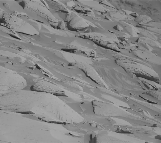 Sol 4080: Mast Camera (Mastcam)