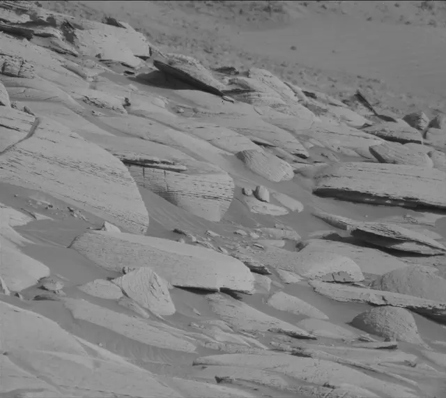 Sol 4080: Mast Camera (Mastcam)