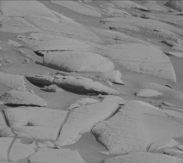 Sol 4080: Mast Camera (Mastcam)