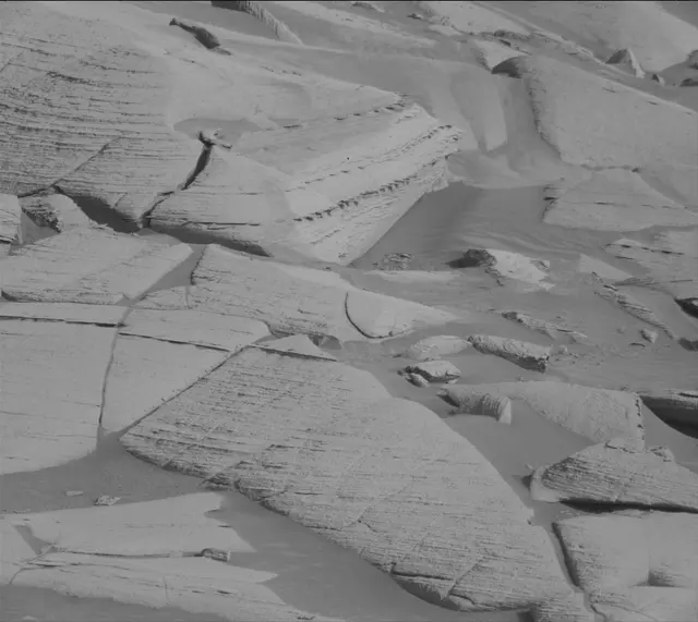 Sol 4080: Mast Camera (Mastcam)