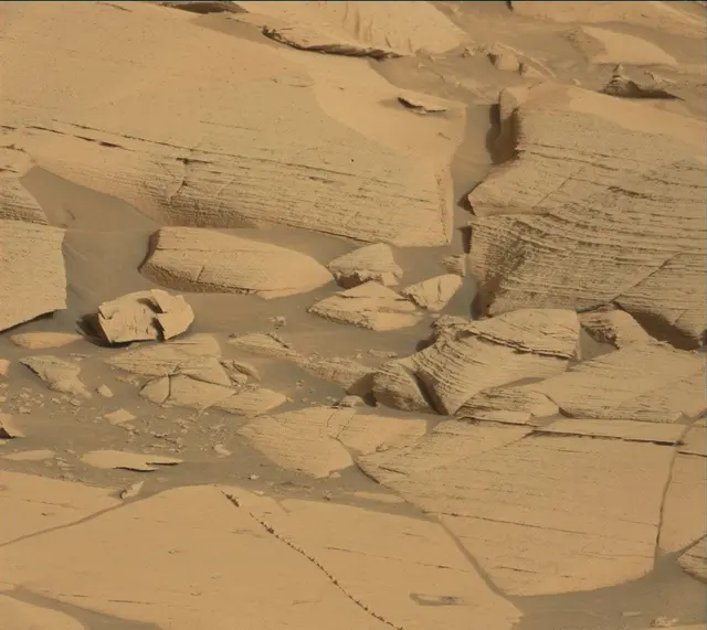 Sol 4080: Mast Camera (Mastcam)