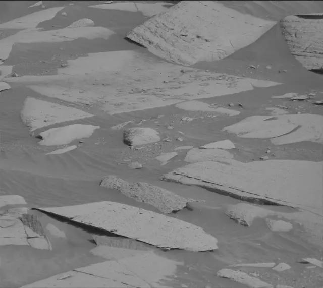 Sol 4080: Mast Camera (Mastcam)