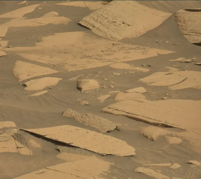 Sol 4080: Mast Camera (Mastcam)