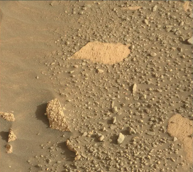 Sol 4080: Mast Camera (Mastcam)