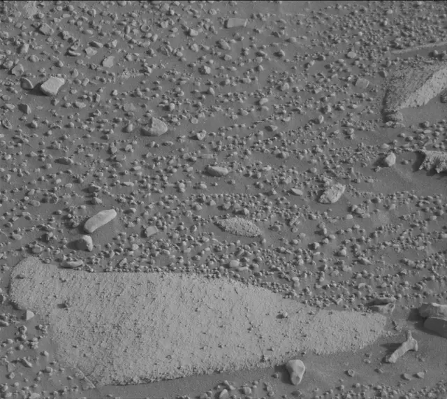Sol 4080: Mast Camera (Mastcam)
