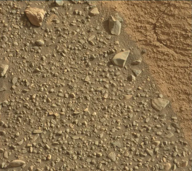 Sol 4080: Mast Camera (Mastcam)