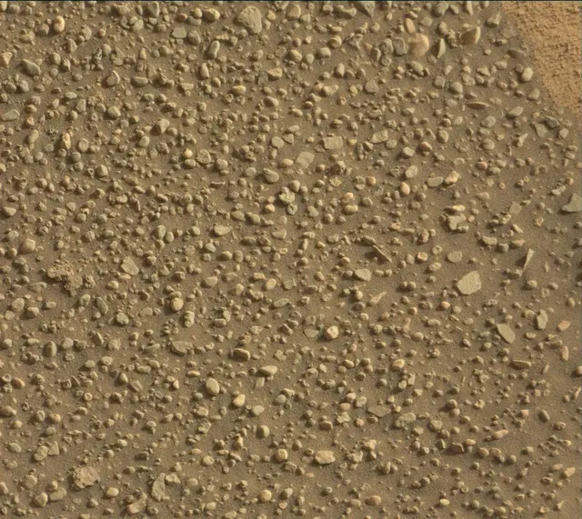 Sol 4080: Mast Camera (Mastcam)