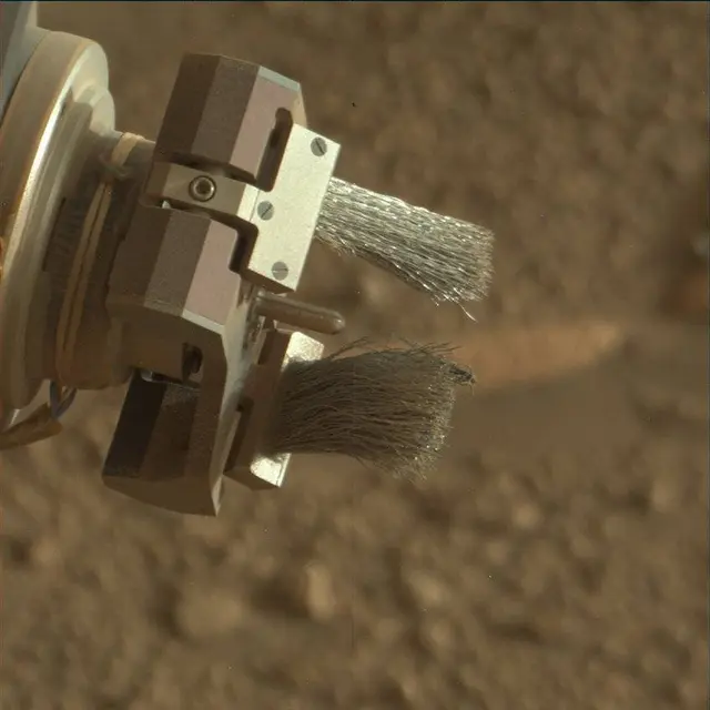 Sol 4082: Mast Camera (Mastcam)