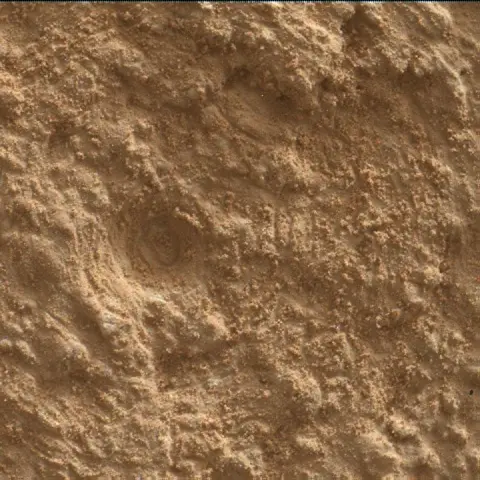 Sol 4082: Mars Hand Lens Imager (MAHLI)