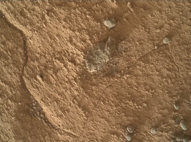 Sol 4082: Mars Hand Lens Imager (MAHLI)