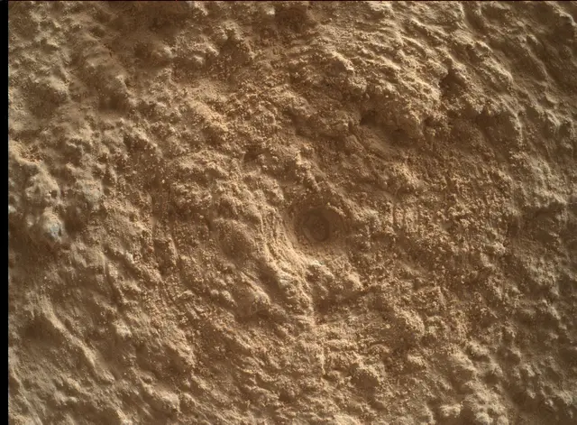Sol 4082: Mars Hand Lens Imager (MAHLI)