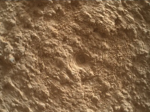 Sol 4082: Mars Hand Lens Imager (MAHLI)