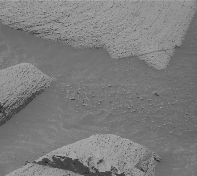 Sol 4083: Mast Camera (Mastcam)